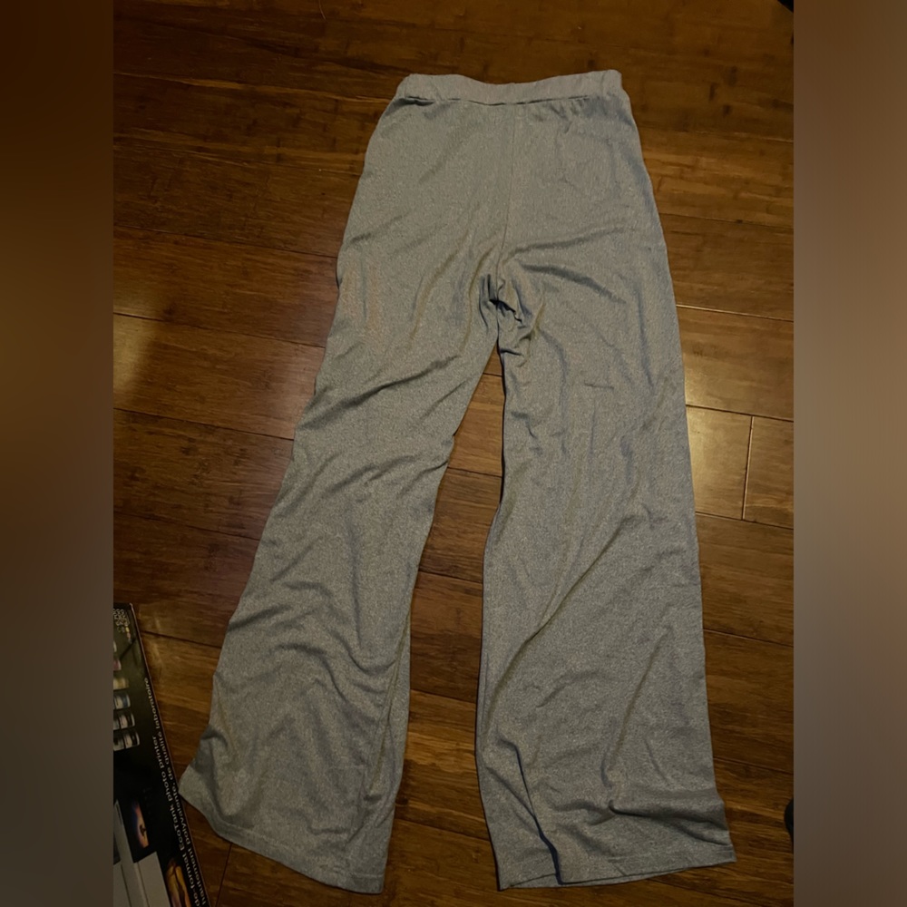 Small, grey leggings